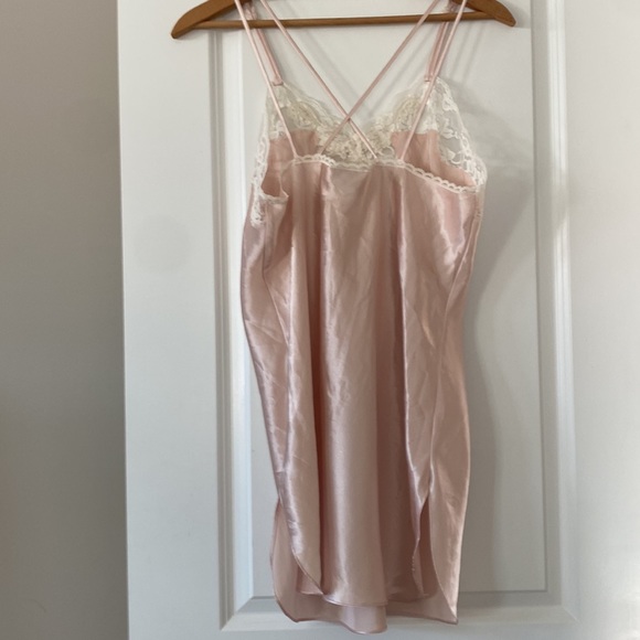 VTG California Dynasty Pale Pink Negligee w Hand Sewn Pearls, Lace, Sequins Lg - Picture 12 of 13